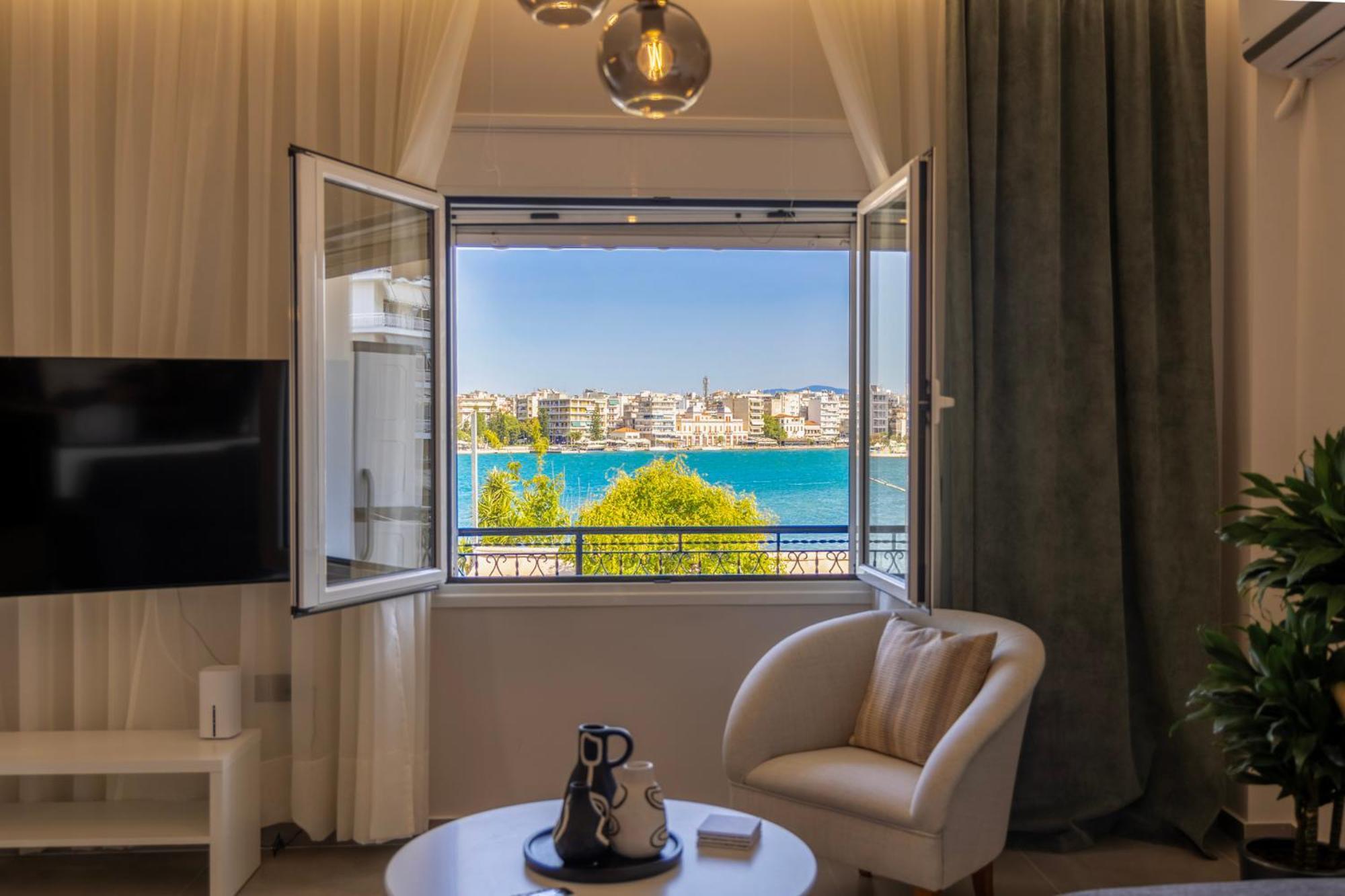 Luxury Apartment By The Sea- Euripus Strait Karababás Екстериор снимка