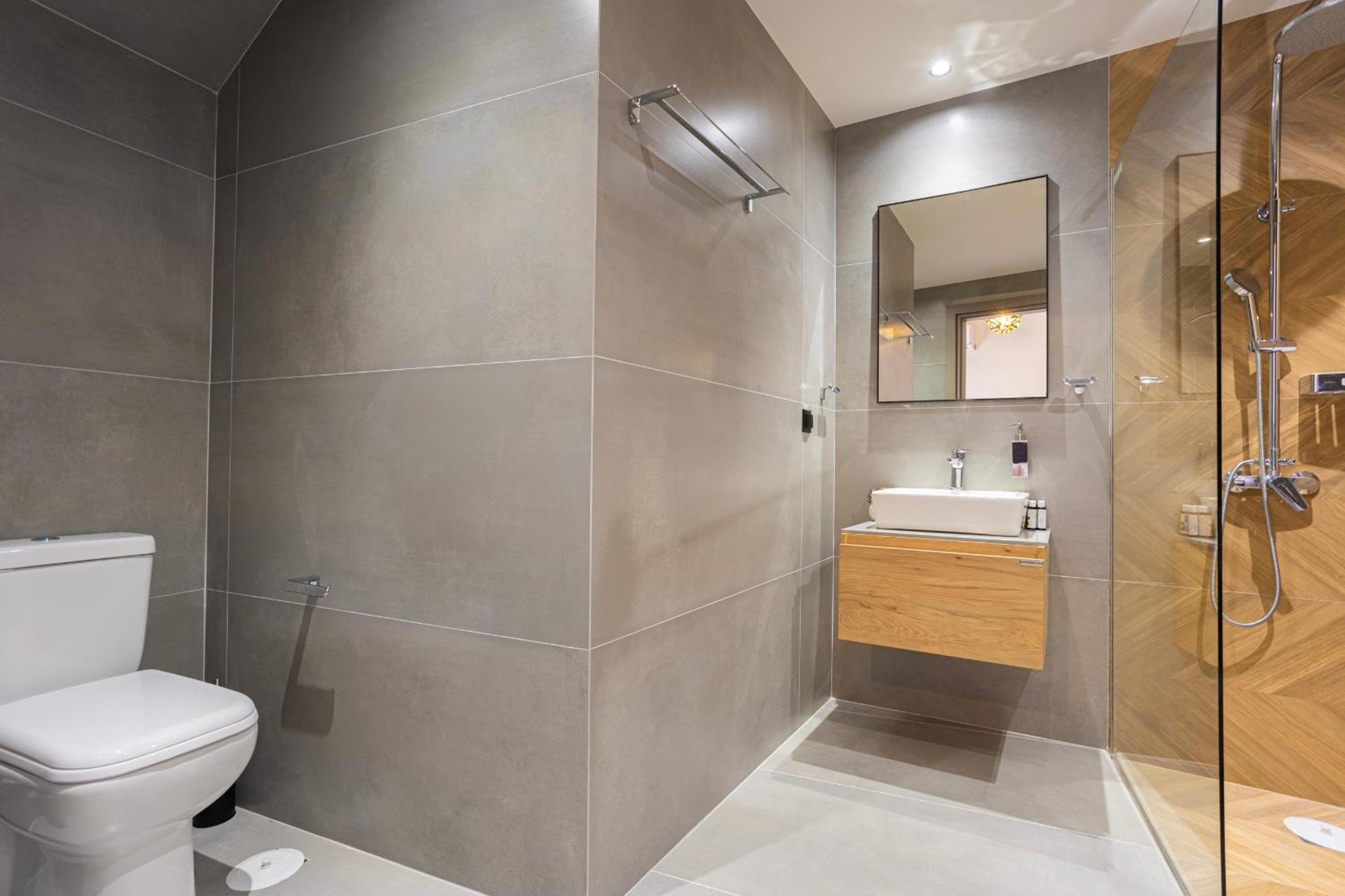 Luxury Apartment By The Sea- Euripus Strait Karababás Екстериор снимка